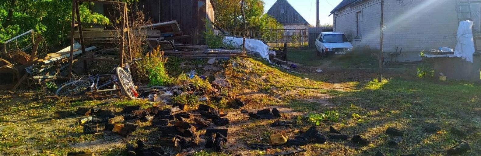 На Запоріжжі окупанти обстріляли селище боєприпасами термічної дії 