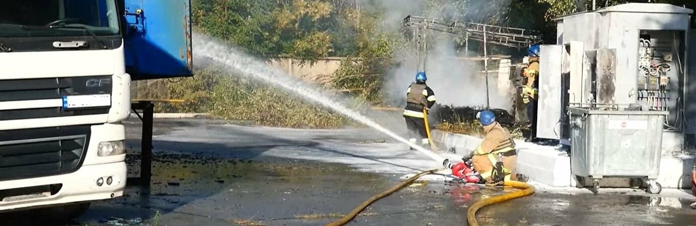 Росіяни застосували ракети “Калібр” для ударів по промзоні у Запоріжжі, - поліція