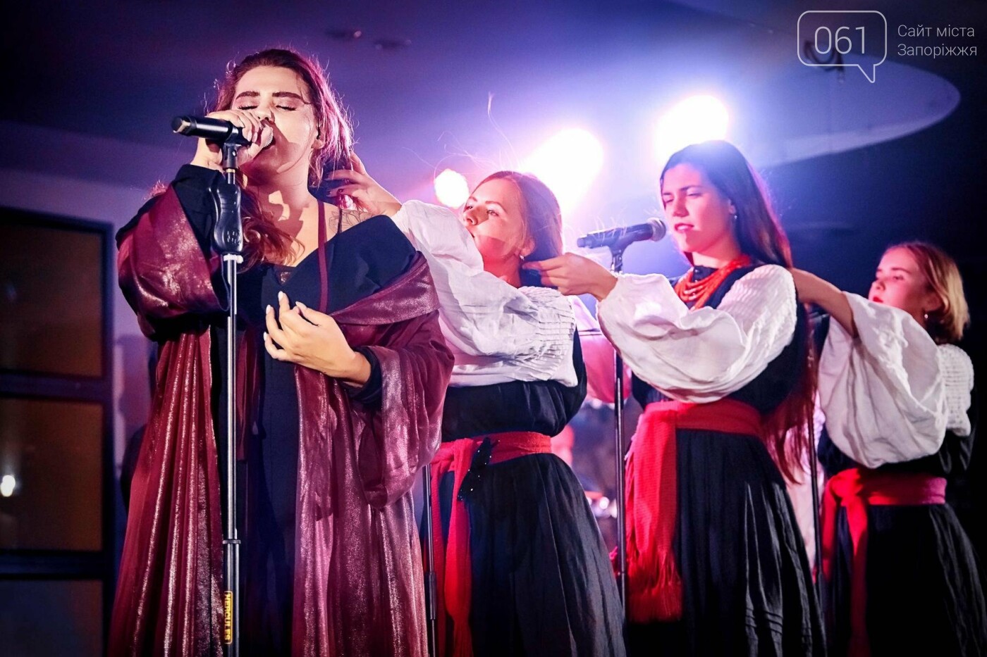 «Ой, мамо, на свята» как в Запорожье впервые выступила