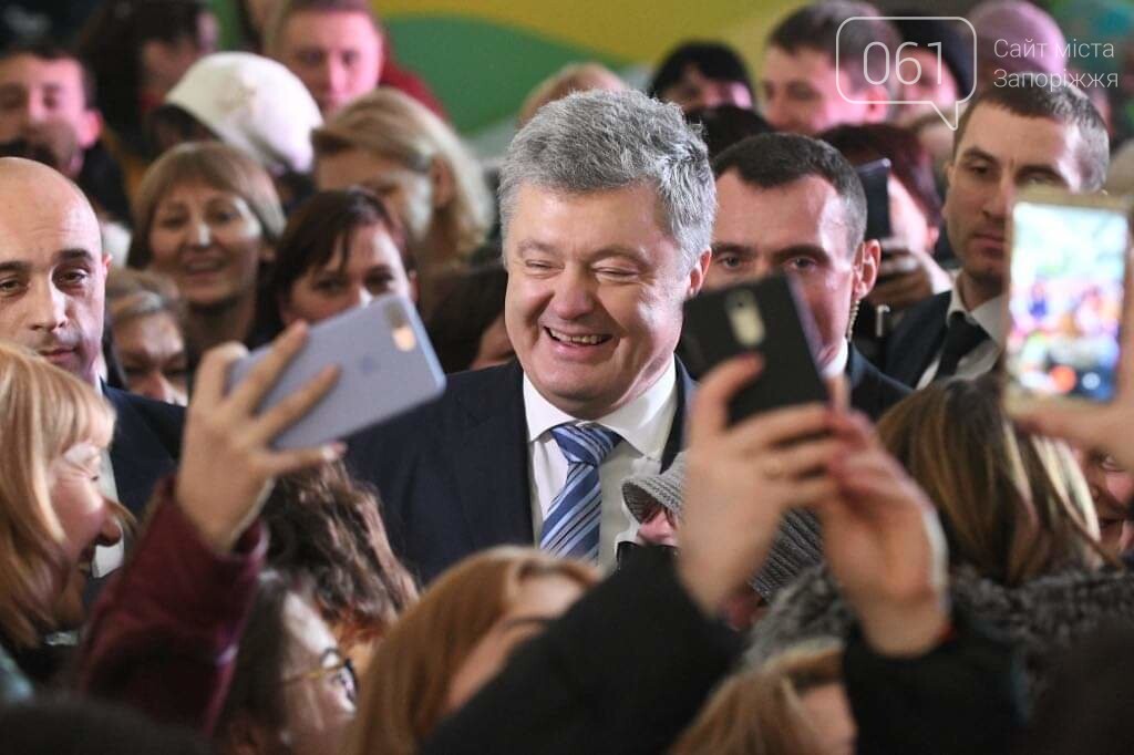 Порошенко открыл ветроэлектростанцию Ахметова (фото, видео) - новости енергетики Порошенко открыл ветроэлектростанцию Ахметова (фото, видео) - новости енергетики