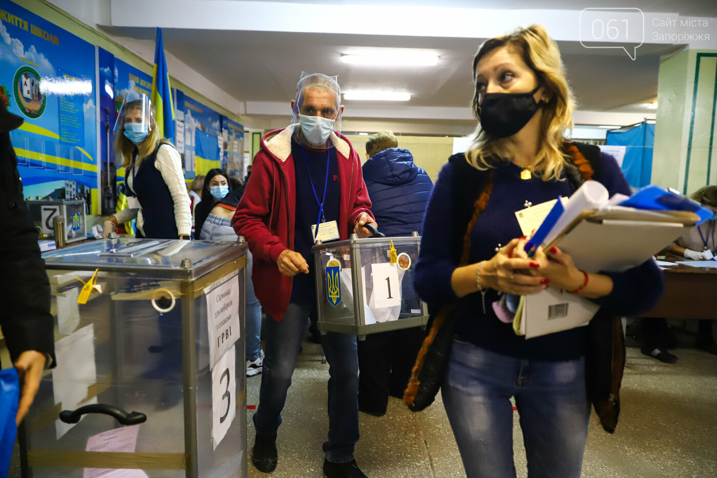 Выборы в условиях карантина: как запорожцы выбирают мэра и депутатов, - ФОТОРЕПОРТАЖ, фото-49