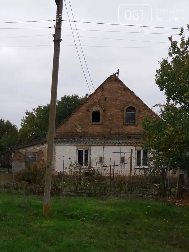 Краеведы нашли под Запорожье дом немцев-меннонитов и старое кладбище, - ФОТО, фото-1