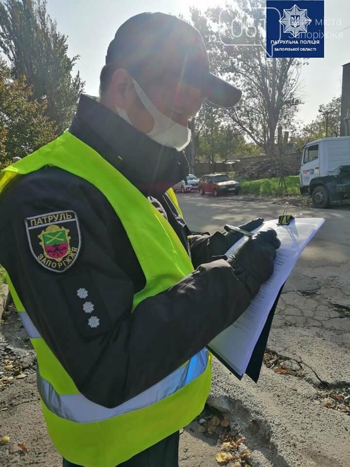 В Запорожье патрульные составили 20 админпротоколов на чиновников за плохое состояние дорог, фото-1