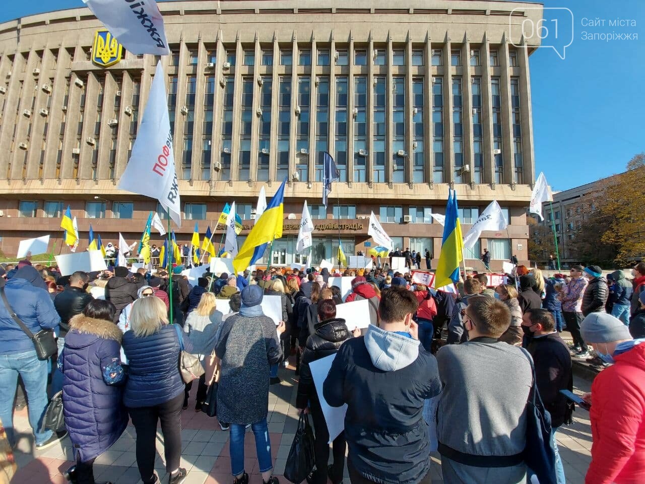 “Маю право працювати”: в Запорожье владельцы кафе и ресторанов против “карантина выходного дня” и обещают перекрыть дороги, - ФОТОРЕПОРТАЖ, фото-3