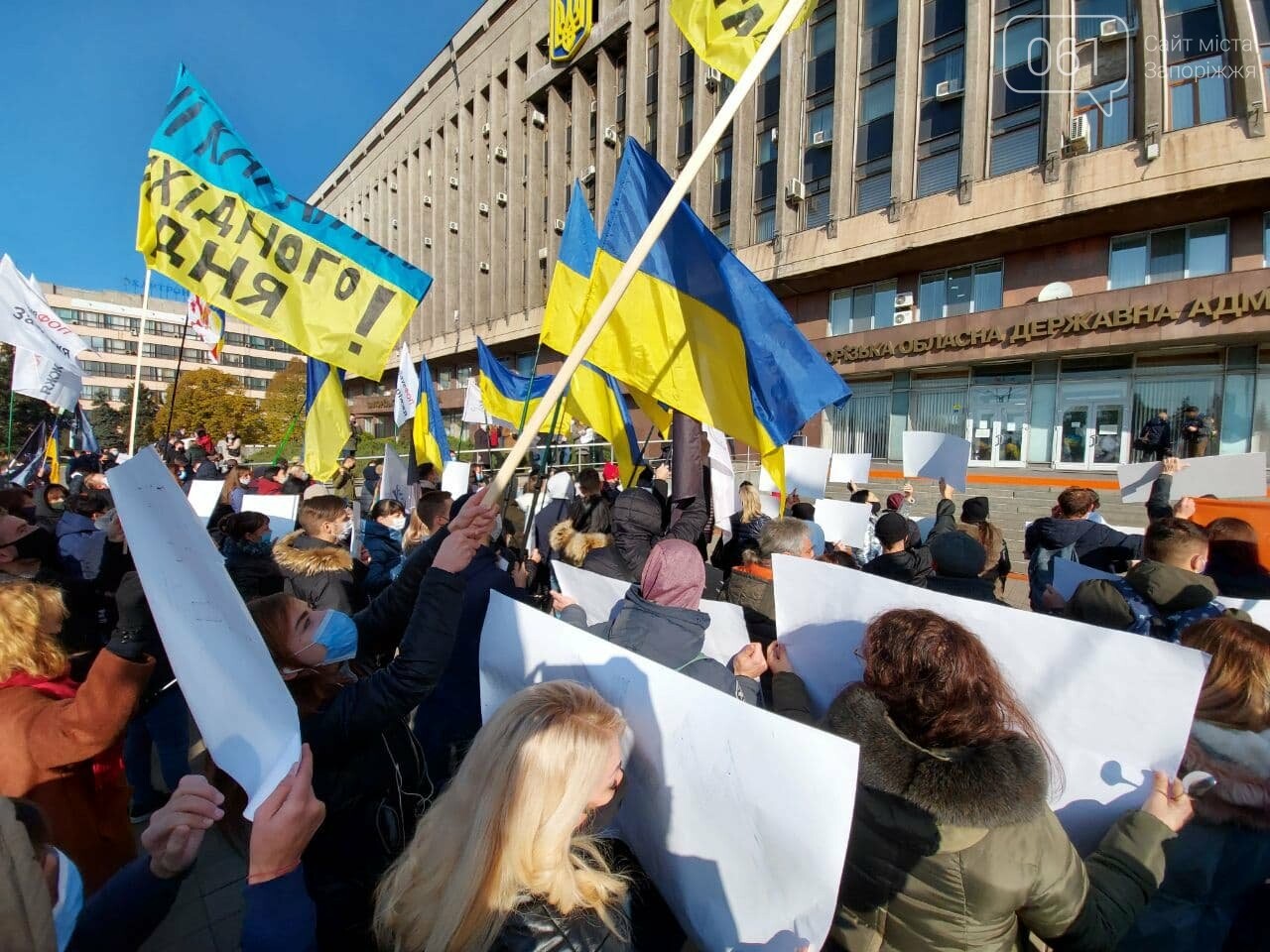 “Маю право працювати”: в Запорожье владельцы кафе и ресторанов против “карантина выходного дня” и обещают перекрыть дороги, - ФОТОРЕПОРТАЖ, фото-7