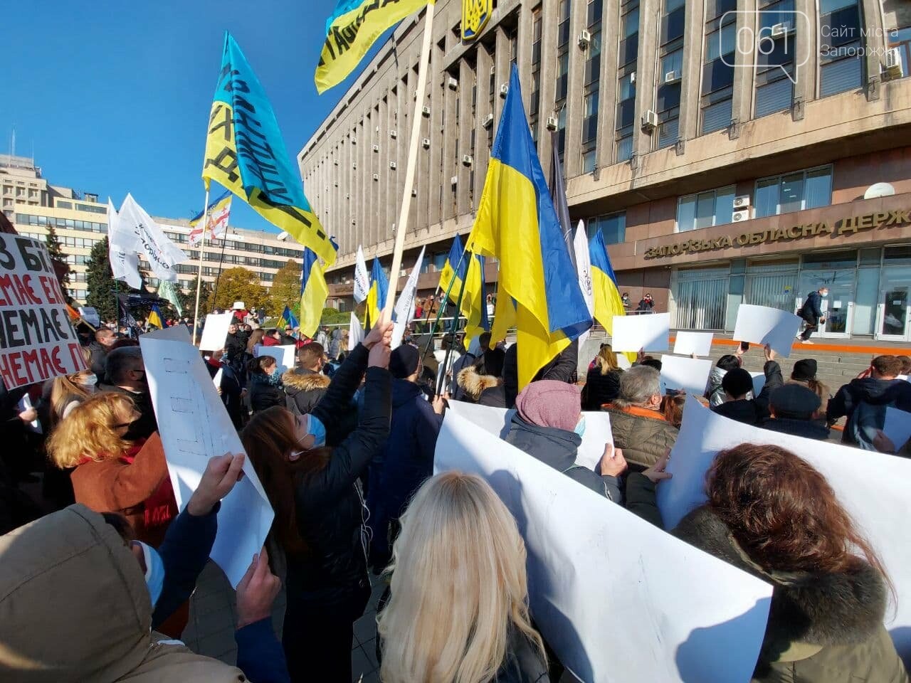 “Маю право працювати”: в Запорожье владельцы кафе и ресторанов против “карантина выходного дня” и обещают перекрыть дороги, - ФОТОРЕПОРТАЖ, фото-8