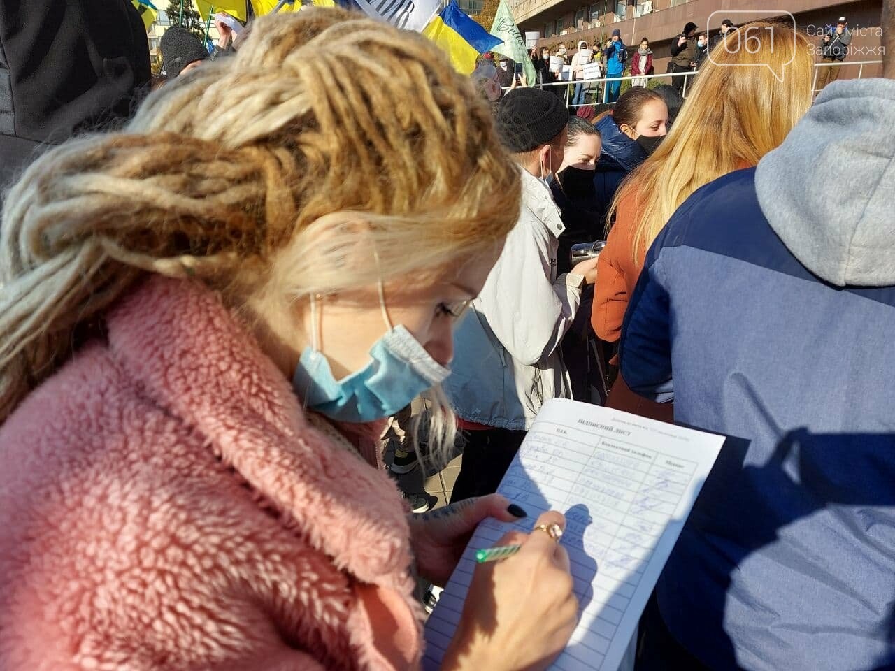 “Маю право працювати”: в Запорожье владельцы кафе и ресторанов против “карантина выходного дня” и обещают перекрыть дороги, - ФОТОРЕПОРТАЖ, фото-17