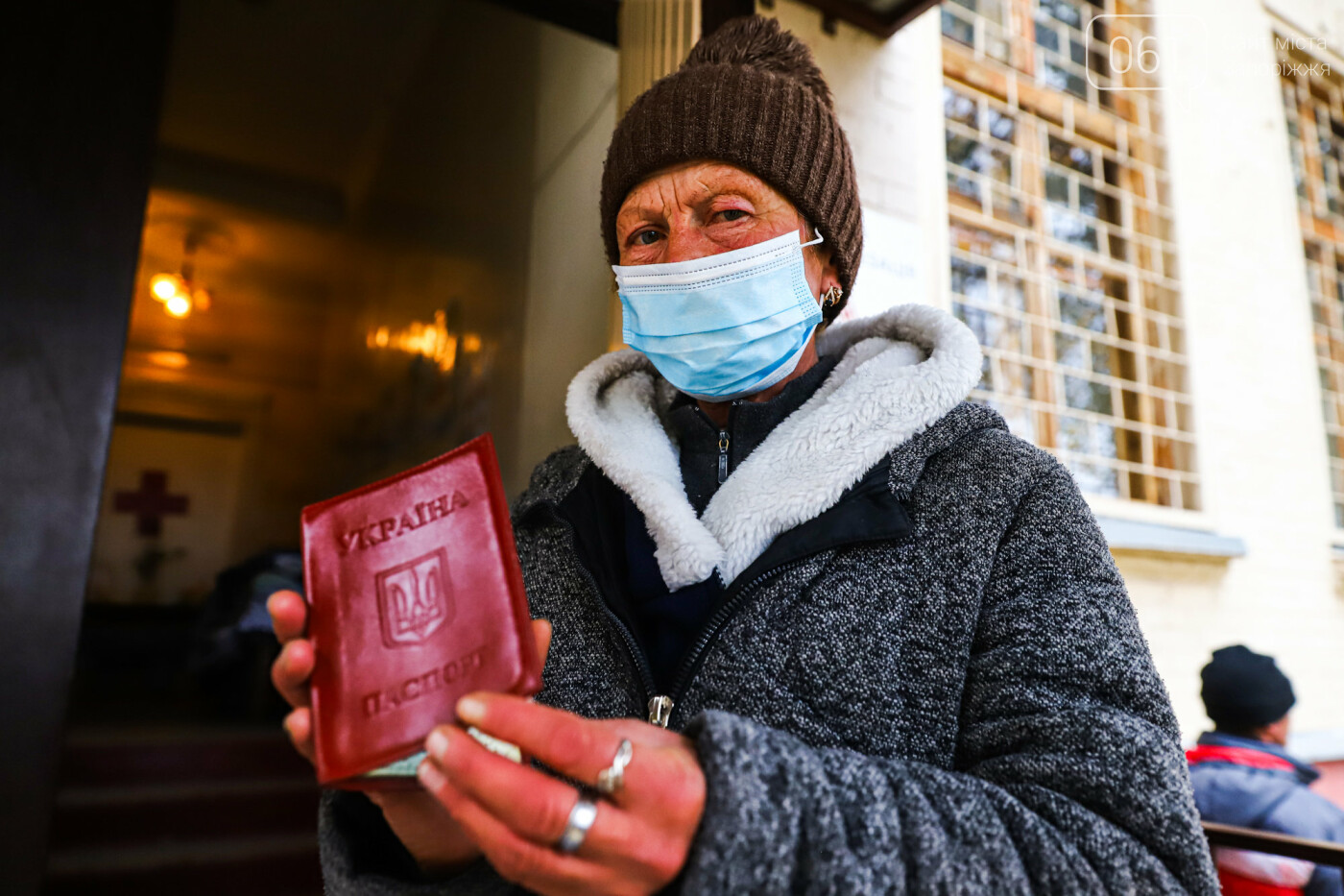 «Из вокзалов гонят, в больницы не пускают»: как в Запорожье выживают зимой несколько тысяч «людей улиц», фото-5