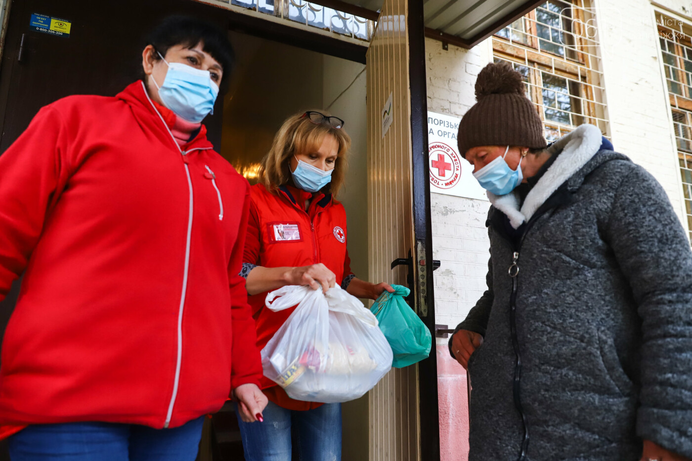 «Из вокзалов гонят, в больницы не пускают»: как в Запорожье выживают зимой несколько тысяч «людей улиц», фото-18