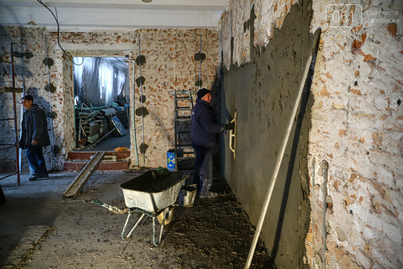 В Запорожье восстанавливают школу, которая пострадала во время масштабного пожара 5 лет назад, - ФОТОРЕПОРТАЖ , фото-22