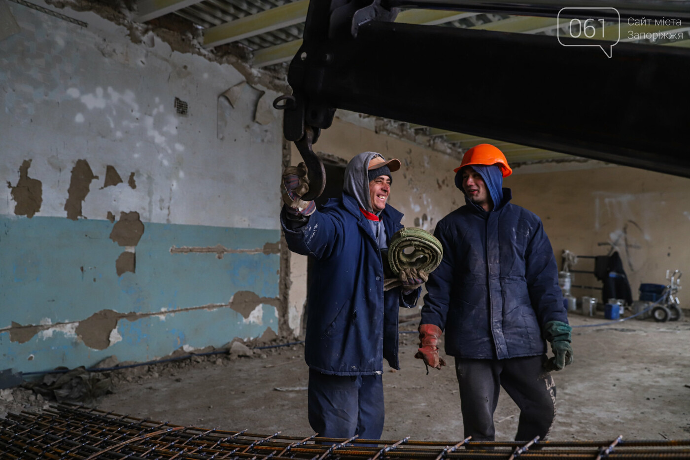 В Запорожье восстанавливают школу, которая пострадала во время масштабного пожара 5 лет назад, - ФОТОРЕПОРТАЖ , фото-35