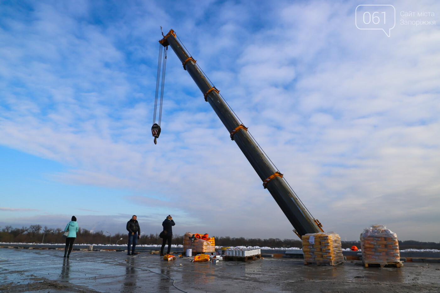 На запорожских мостах дорожники монтируют деформационные швы, привезенные из Германии, - ФОТОРЕПОРТАЖ , фото-32