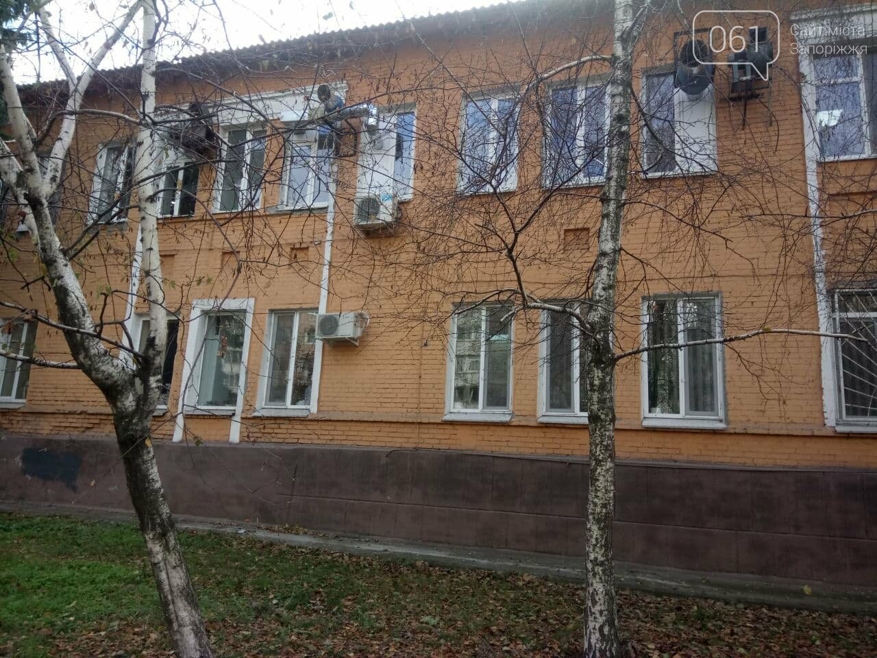 В Запорожском областном бюро судмедэкспертизы отреагировали на скандал с обнаженными телами на полу морга, фото-3