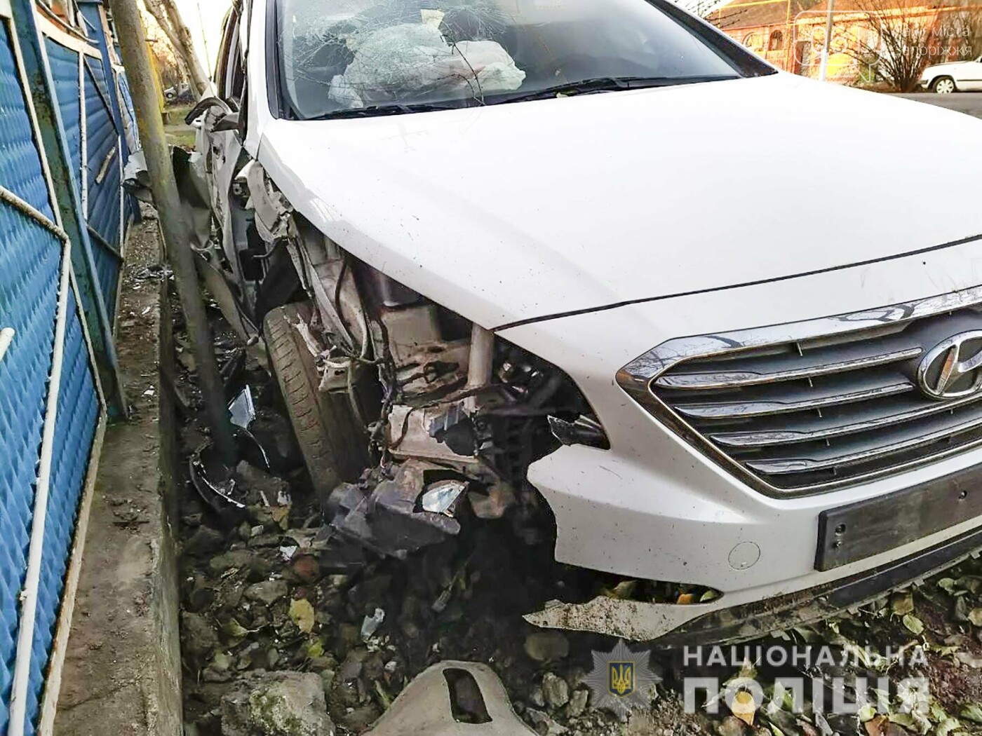 В Запорожской области выпивший мужчина угнал автомобиль и попал на нем в ДТП, фото-1