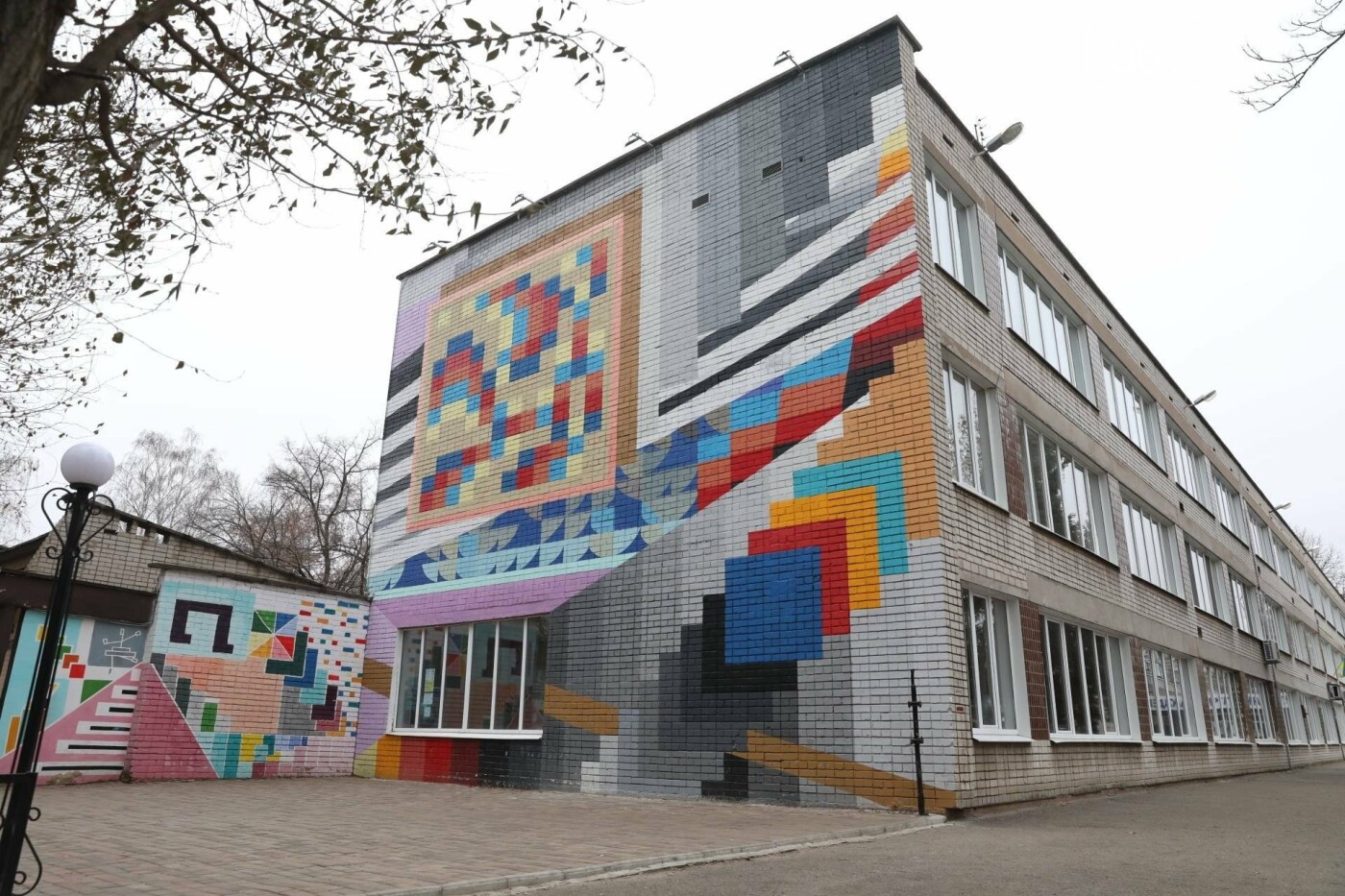  В запорожской школе проводят реконструкцию ливневки и ремонт крыши за 18 миллионов гривен, фото-2