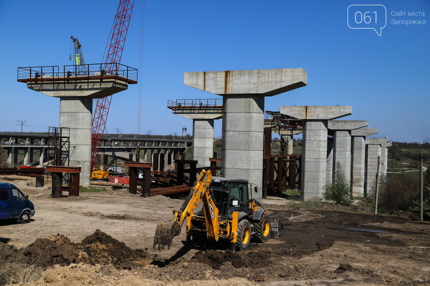 Строительство балочного моста в марте-апреле 2020