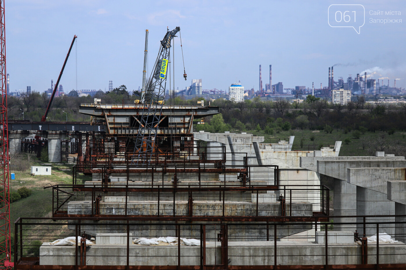 Строительство балочного моста в марте-апреле 2020