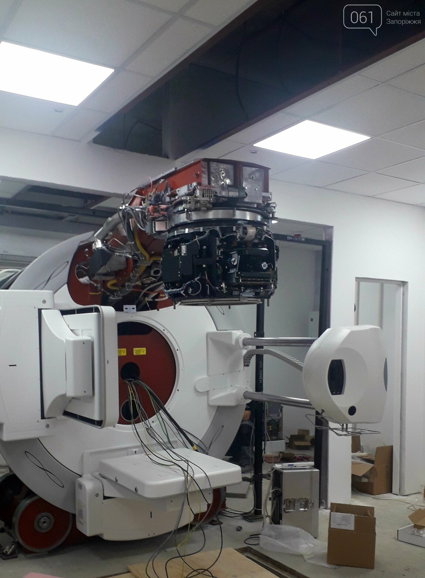 В специальном бункере запорожского онкоцентра завершили монтаж линейного ускорителя, - ФОТО , фото-7