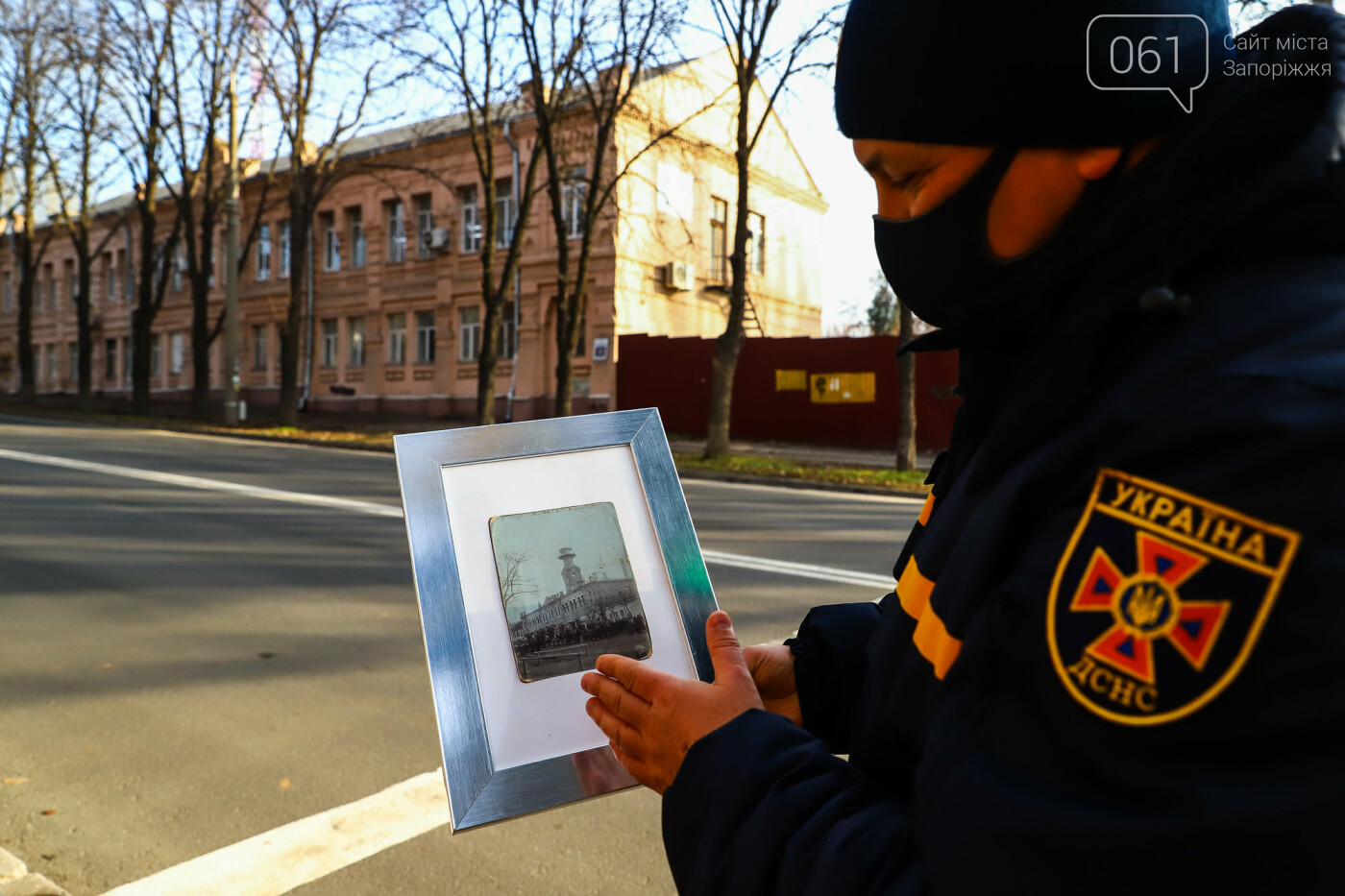 Запорожским спасателям передали фотографию первой пожарной части Александровска - чем уникален снимок, фото-11