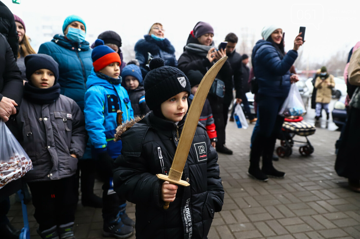 Нечистая сила против казаков: на улицах Запорожья показывали Рождественский вертеп, - ФОТО, ВИДЕО  , фото-12