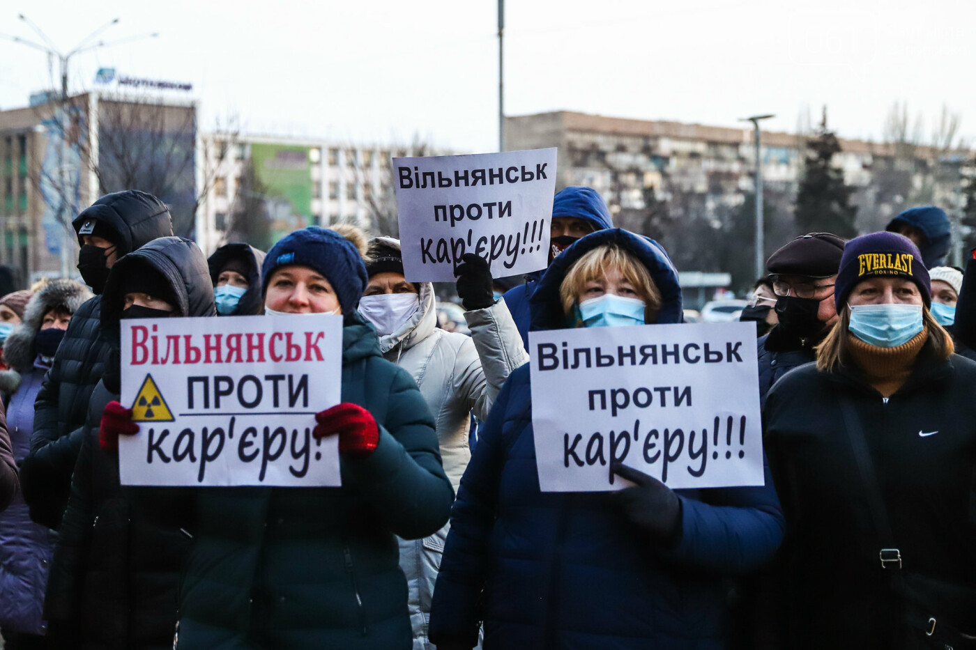 Около сотни противников строительства каолинового карьера приехали в Запорожье под стены ОГА, - ФОТОРЕПОРТАЖ, фото-6