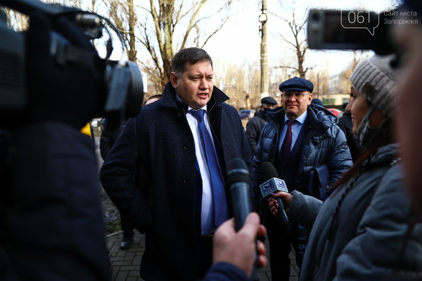 СБУ, парламентский контроль, обиженные акционеры: что происходило с собранием акционеров «Мотор Сич» в Запорожье, - ФОТО, ВИДЕО, фото-13
