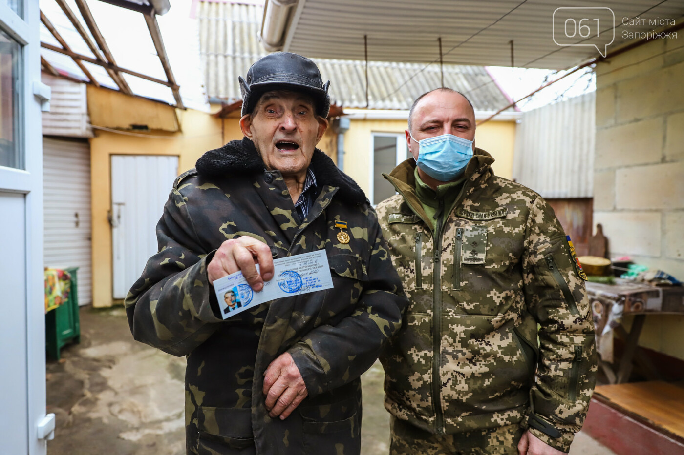 Рыбаки на замерзшем Днепре, "Захарий" в Запорожье, "каолиновая война" и скандал вокруг "Мотор Сичи": январь в фотографиях, фото-18