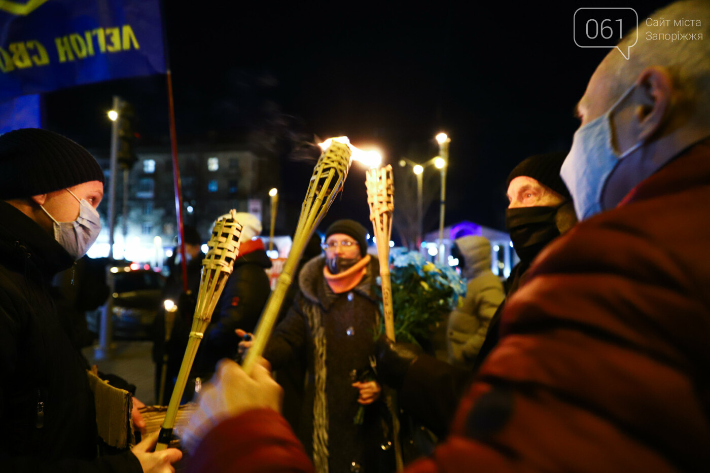 Рыбаки на замерзшем Днепре, "Захарий" в Запорожье, "каолиновая война" и скандал вокруг "Мотор Сичи": январь в фотографиях, фото-165