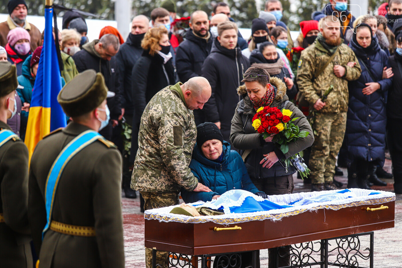 Рыбаки на замерзшем Днепре, "Захарий" в Запорожье, "каолиновая война" и скандал вокруг "Мотор Сичи": январь в фотографиях, фото-68