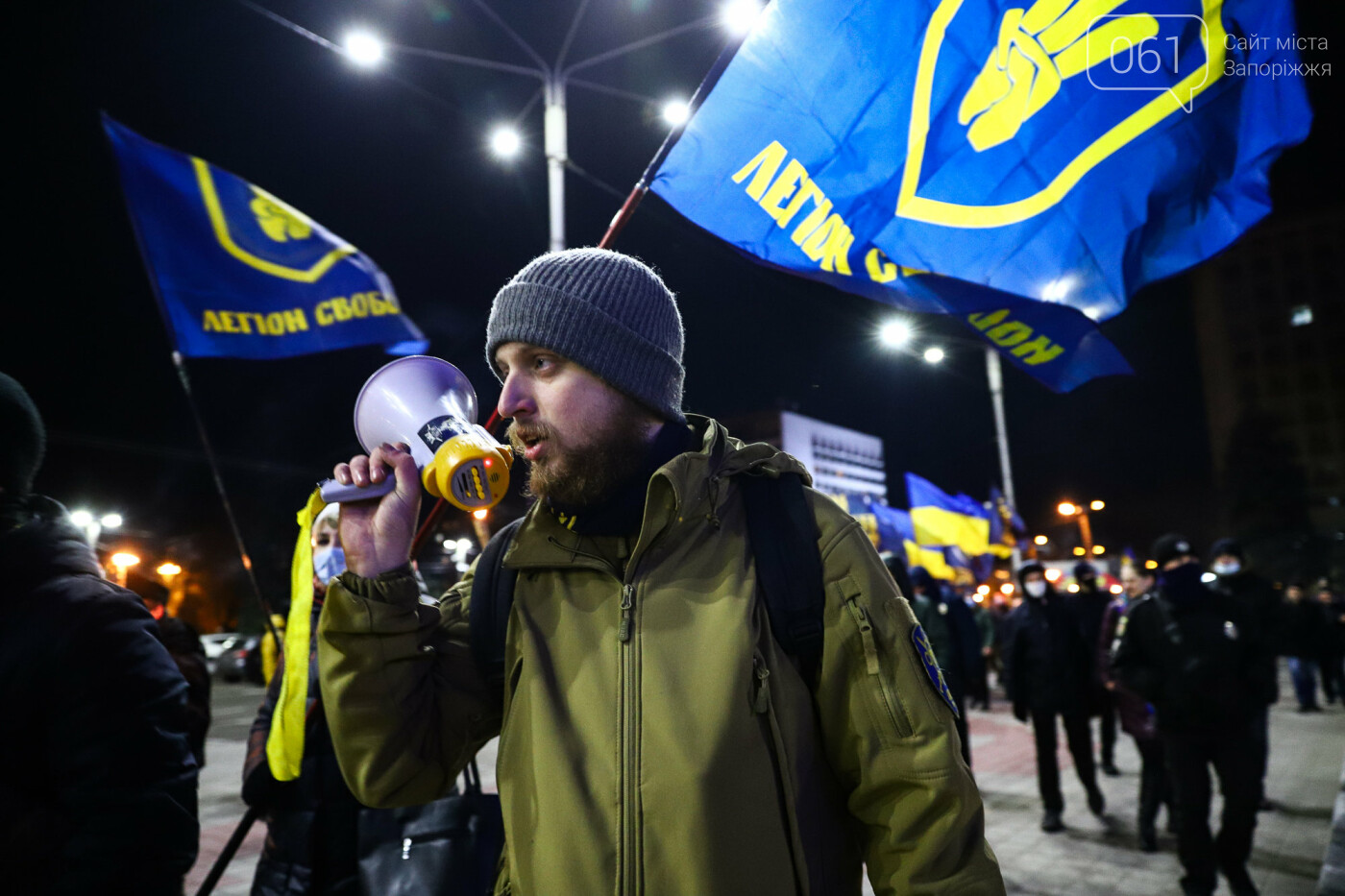 Рыбаки на замерзшем Днепре, "Захарий" в Запорожье, "каолиновая война" и скандал вокруг "Мотор Сичи": январь в фотографиях, фото-170