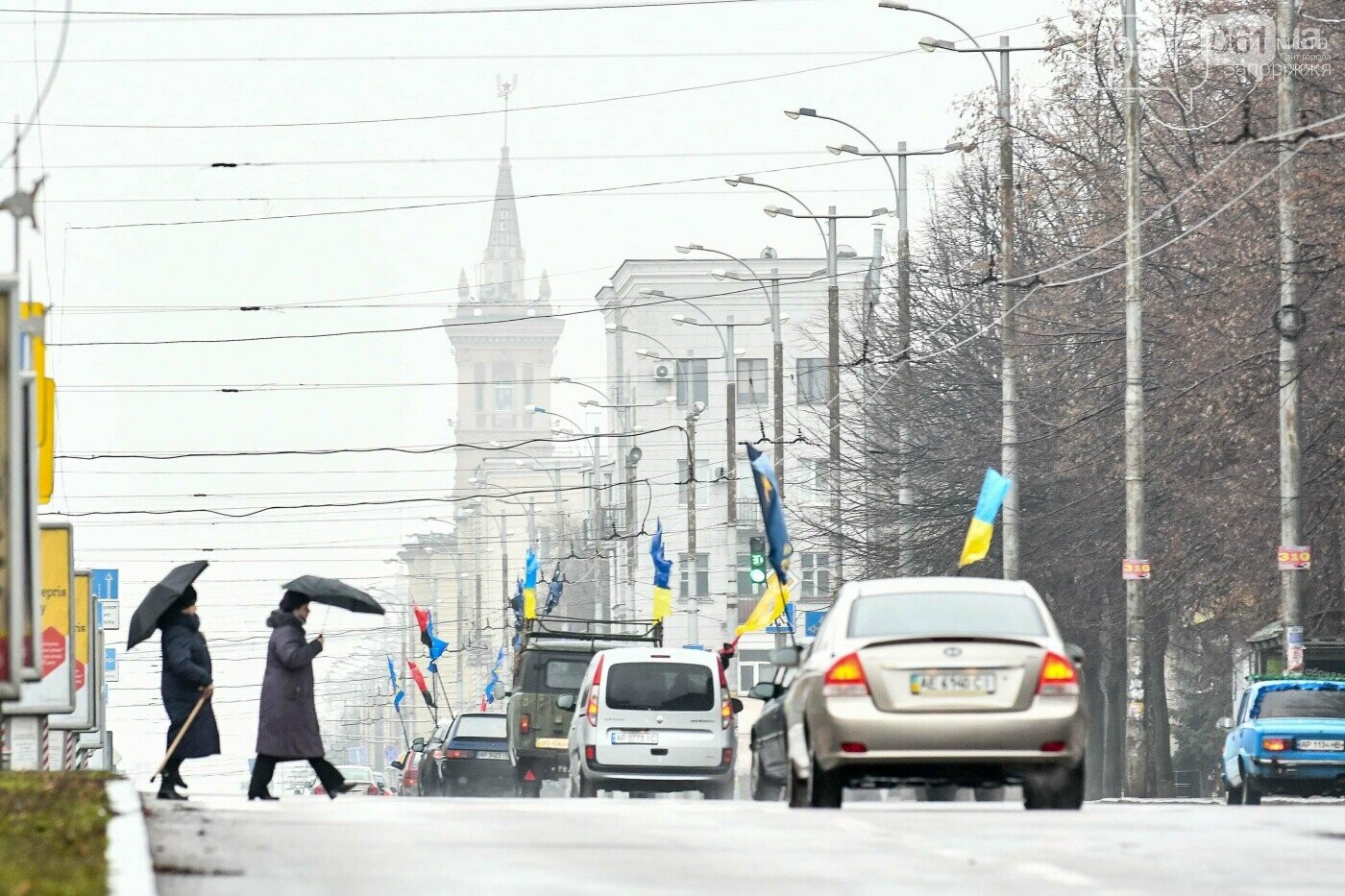 Рыбаки на замерзшем Днепре, "Захарий" в Запорожье, "каолиновая война" и скандал вокруг "Мотор Сичи": январь в фотографиях, фото-17