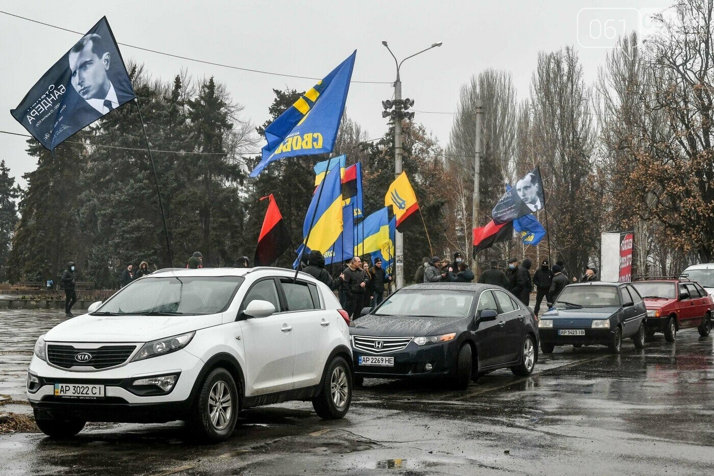 Рыбаки на замерзшем Днепре, "Захарий" в Запорожье, "каолиновая война" и скандал вокруг "Мотор Сичи": январь в фотографиях, фото-15