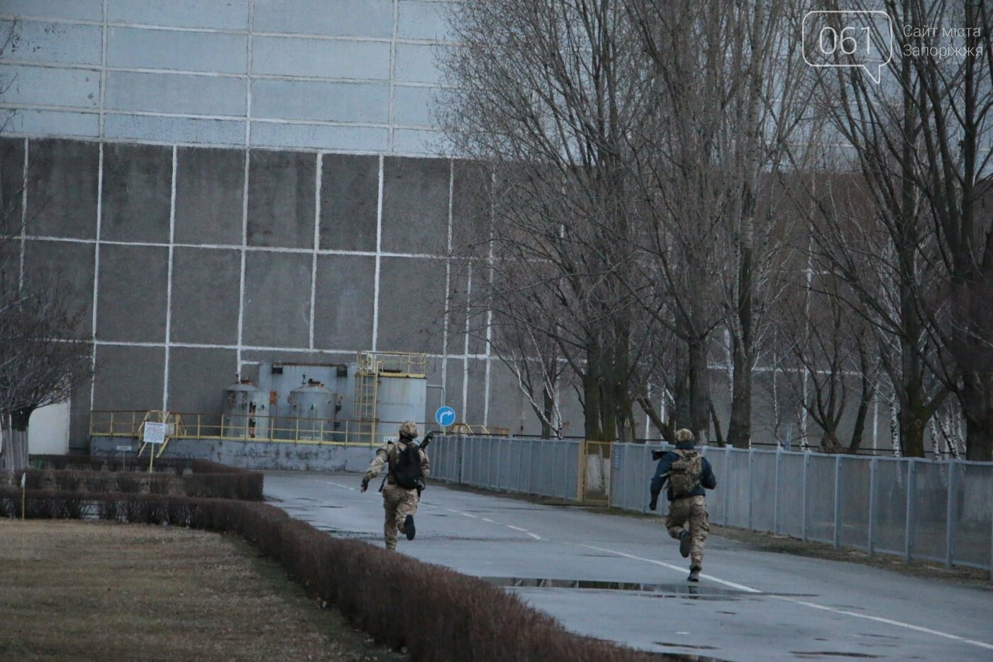 На территории ЗАЭС прошли учения нацгвардейцев с использованием лазерной системы имитации поражения, - ФОТО, фото-7