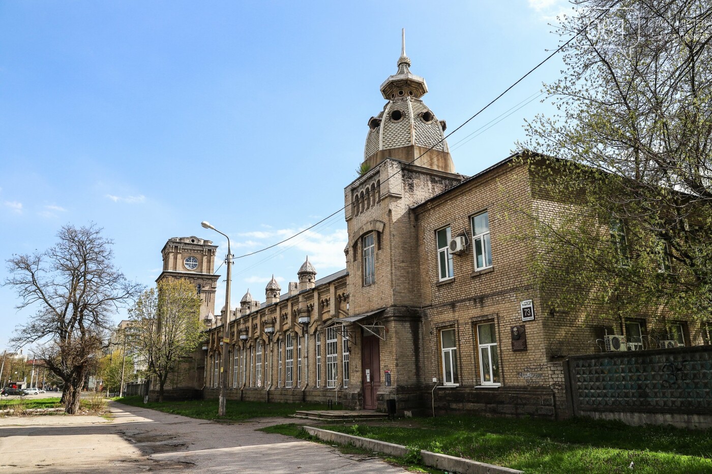 Памятники Старого Александровска: как сейчас выглядит здание первой в городе электростанции, - ФОТО, фото-4