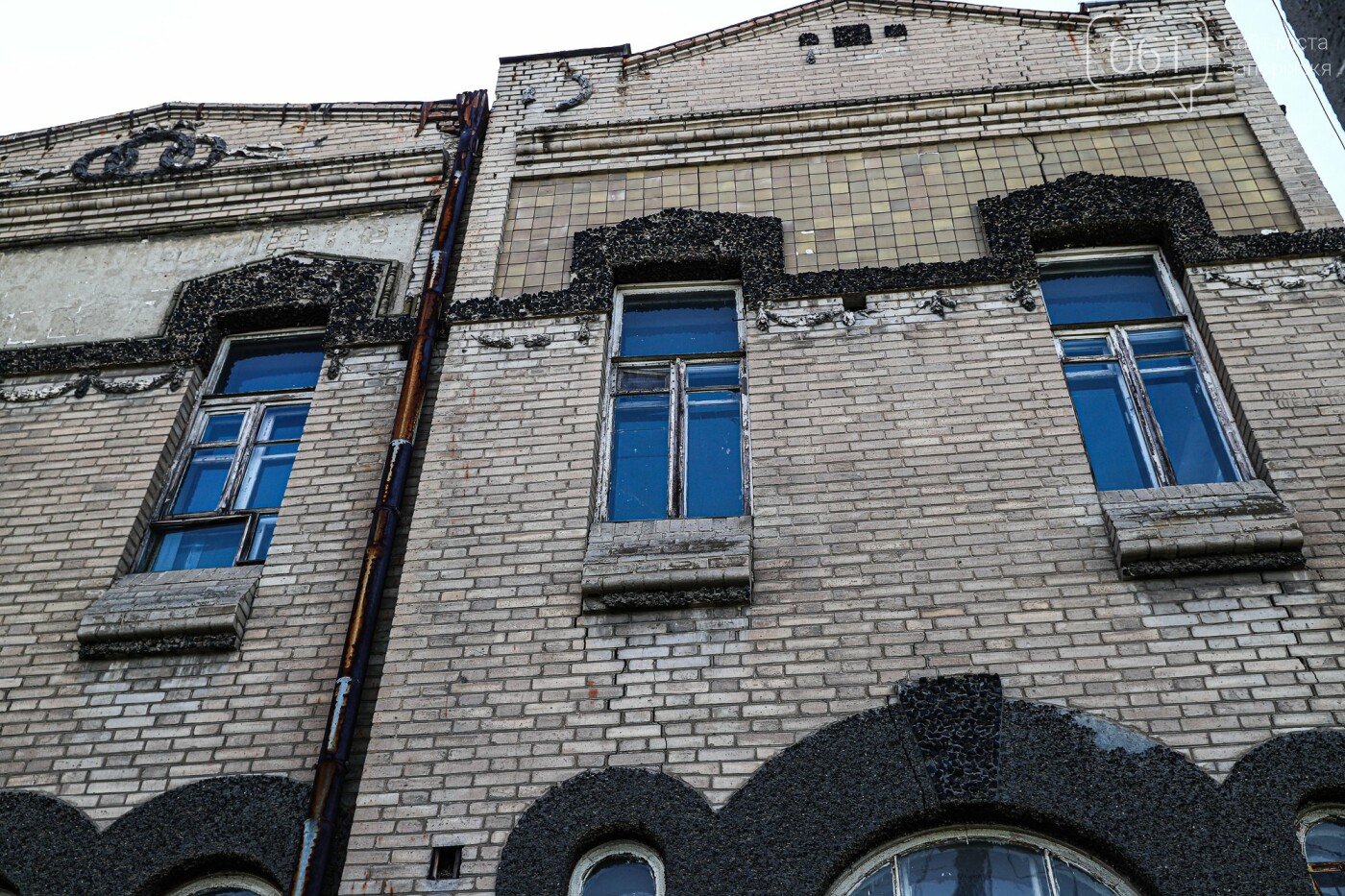 Памятники Старого Александровска: как сейчас выглядит здание первого в городе роддома, - ФОТО , фото-31