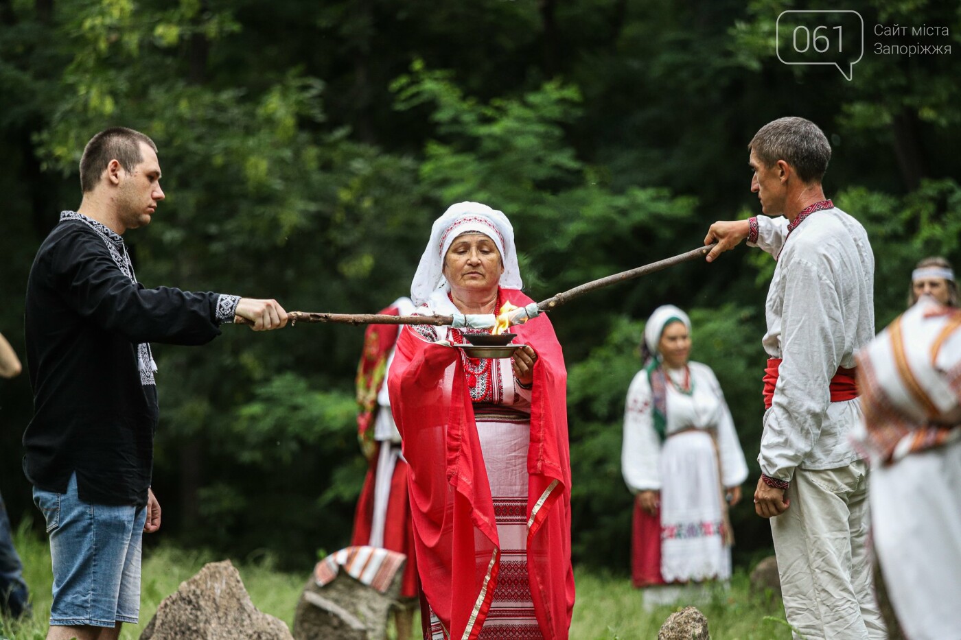 Огонь и дубовые венки: как на Хортице отметили праздник Перуна, - ФОТОРЕПОРТАЖ, фото-18