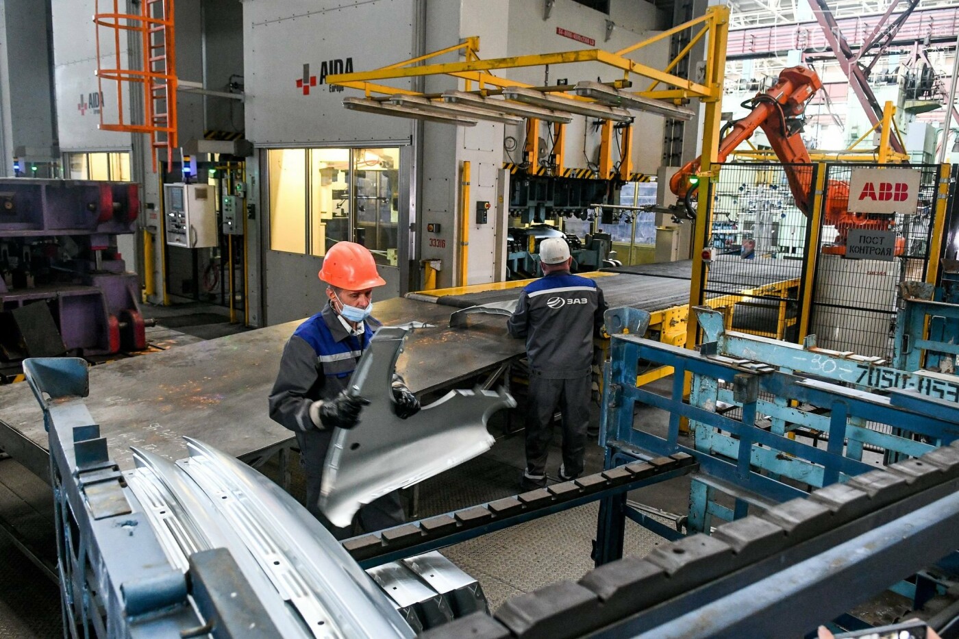 ЗАЗ выпустит автобус под брендом Mercedes: как сегодня выглядит предприятие, - ФОТОРЕПОРТАЖ , фото-35