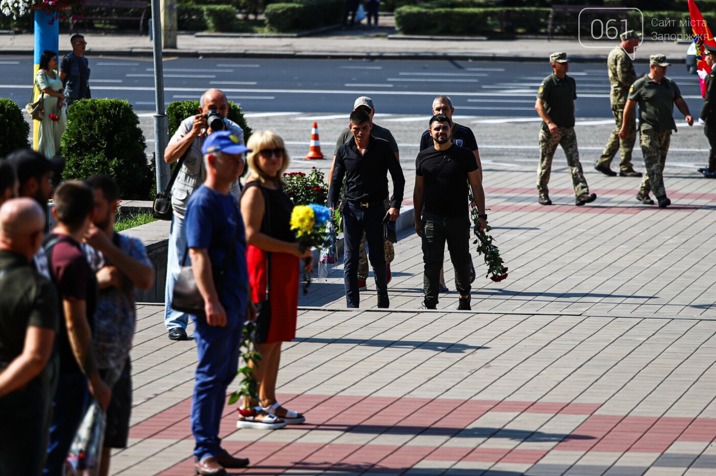 В Запорожье простились с бойцом, погибшим в Донецкой области от пули снайпера, - ФОТОРЕПОРТАЖ, фото-10