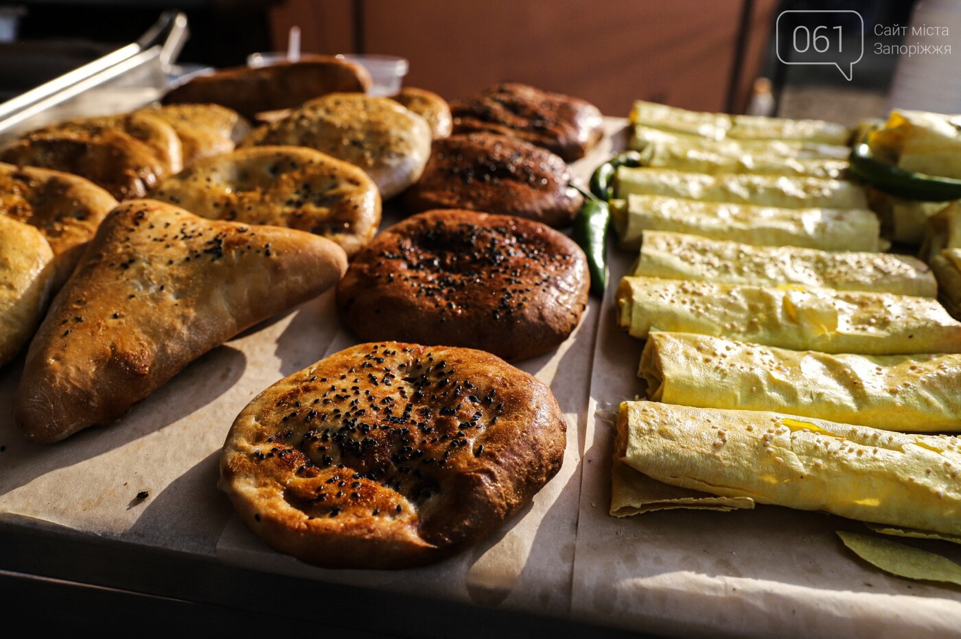 Бограч в хлебных горшочках и мясо из уникальной печи: что нового на фестивале уличной еды в Запорожье, - ФОТОРЕПОРТАЖ, фото-3