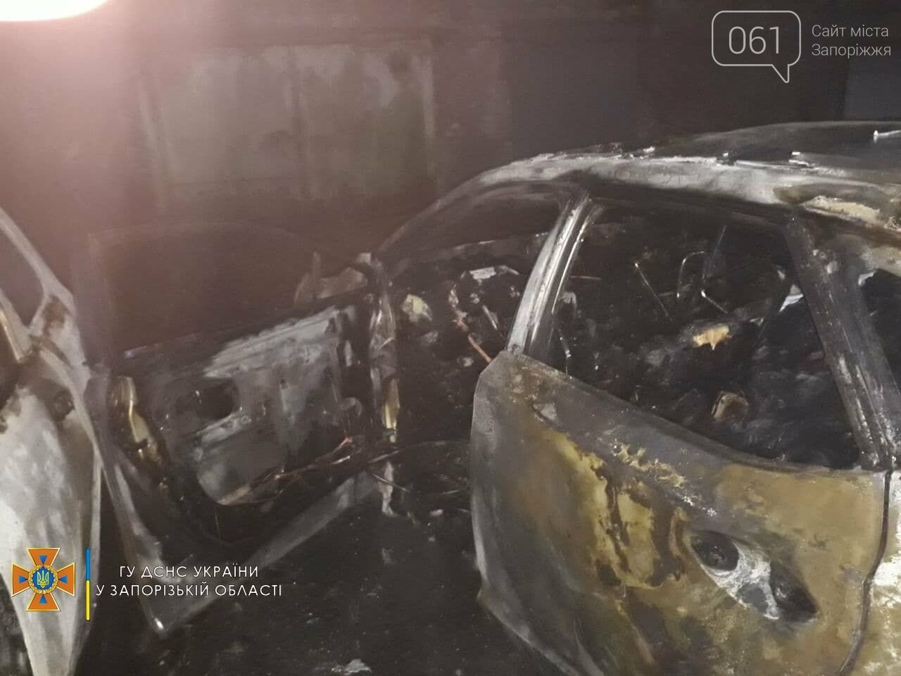 V Zaporozhe Na Prospekte Sobornom Sgoreli Krossovery Lexus I Mitsubishi Novosti