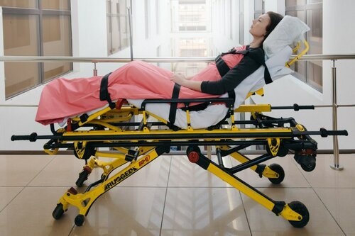 Приватна служба "МедПеревозка" рекомендує ознайомитись з основними правилами транспортування лежачих хворих в Запоріжжі та Україні, фото-7