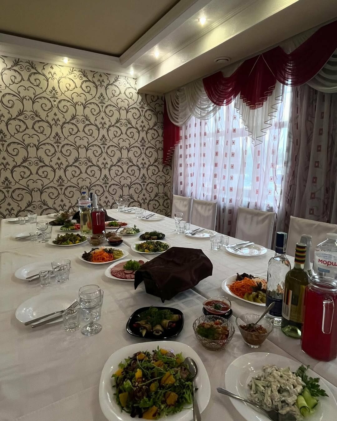 Ануш - ресторан в Запоріжжі кавказької та української кухні, який працює вже повних 15 років. Бронюй та замовляй: банкети, весілля, день н..., фото-14