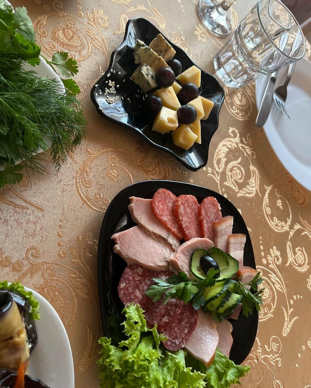 Ануш - ресторан в Запоріжжі кавказької та української кухні, який працює вже повних 15 років. Бронюй та замовляй: банкети, весілля, день н..., фото-32