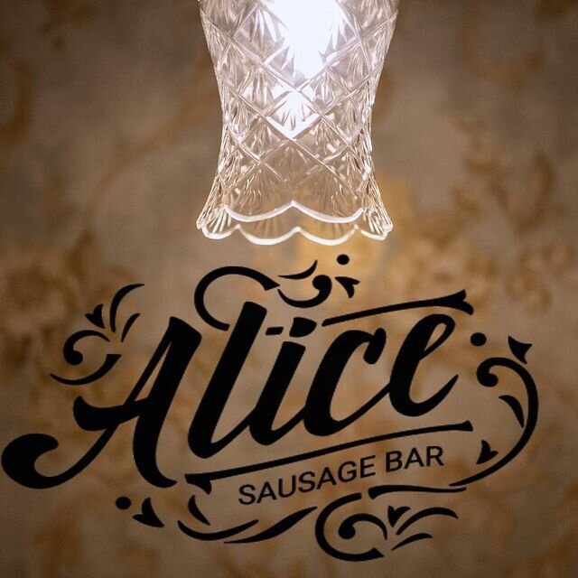 Ресторан у Запоріжжі Alice Sausage Bar, Аліса Бар у Запоріжжі, Сосична в Запоріжжі, Авторські хот-доги у Запоріжжі, Меню Alice Bar у Запоріжжі, Ресторан у центрі міста Запоріжжя, Ресторан на бульварі Шевченка Запоріжжя