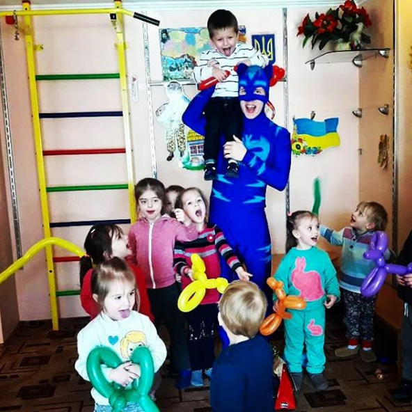Дитяче свято у Запоріжжі, Організація свят у Запоріжжі, день народження у Запоріжжі, аніматори у Запоріжжі, аніматор Запоріжжя, замовити аніматорів у Запоріжжі, випускні у Запоріжжі, шоу у Запоріжжі, виїзд аніматорів у Запоріжжі, послуги аніматорів у Запоріжжі, день іменинника у Запоріжжі, як відзначити день народження дитині у Запоріжжі, дитяче шоу у Запоріжжі організувати