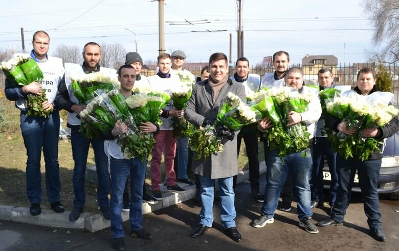 Дмитрий Серый зажег улыбки на лицах тысяч женщин Запорожья |Новини