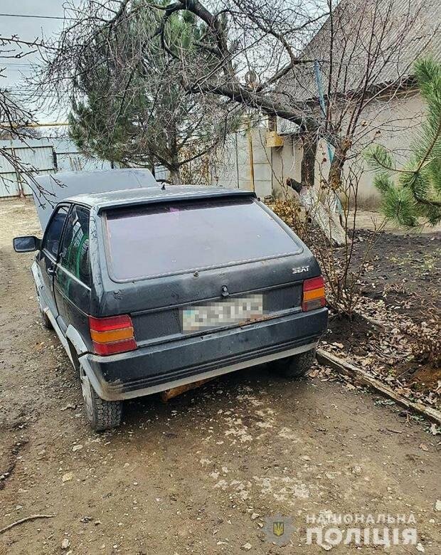В Запорожье ранее судимый мужчина продал угнанный автомобиль 