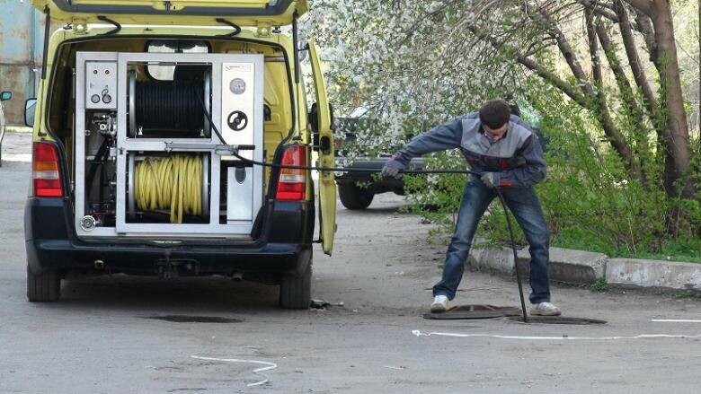 Заправка водой поливомоечной машины