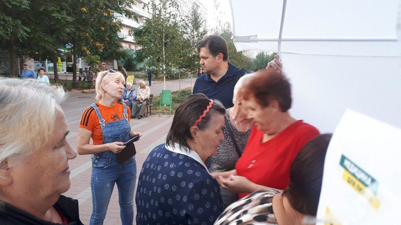Депутаты проверили кровь на сахар и приглашают запорожцев, фото-4 Депутаты проверили кровь на сахар и приглашают запорожцев, фото-4