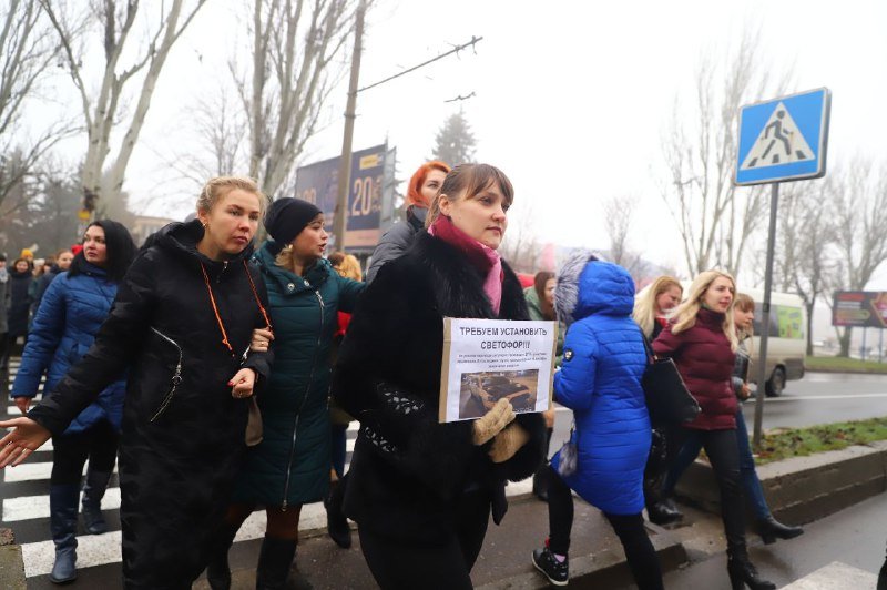 Люди запорожье. Запорожье люди.